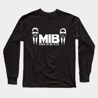 Men in black Long Sleeve T-Shirt